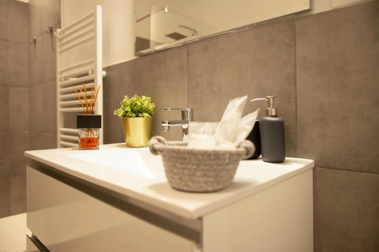 Smart & Urban Suites - Corso51 리미니 0*,  이탈리아