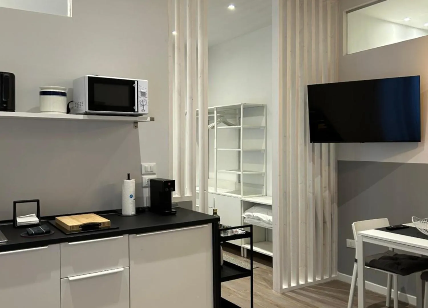 Smart & Urban Suites - Corso51 리미니 0*,